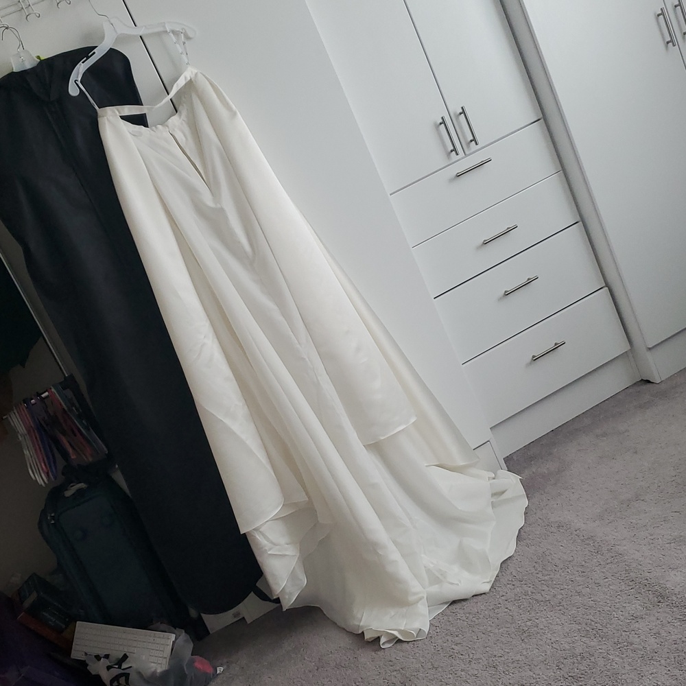 Detachable Wedding Train